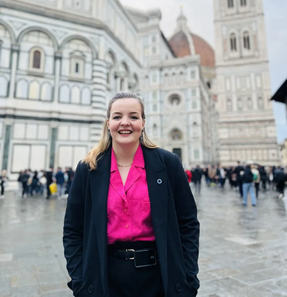 Alyssa in Florence smiling at the camera.